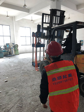 鍍鋅托輥架
